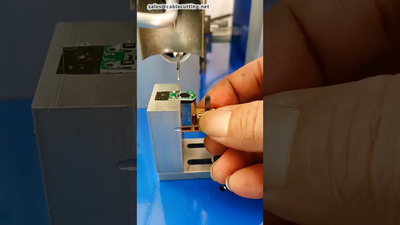 초보자도 쉽게 사용하는 반자동 납땜기 #공장 #기계 #cnc