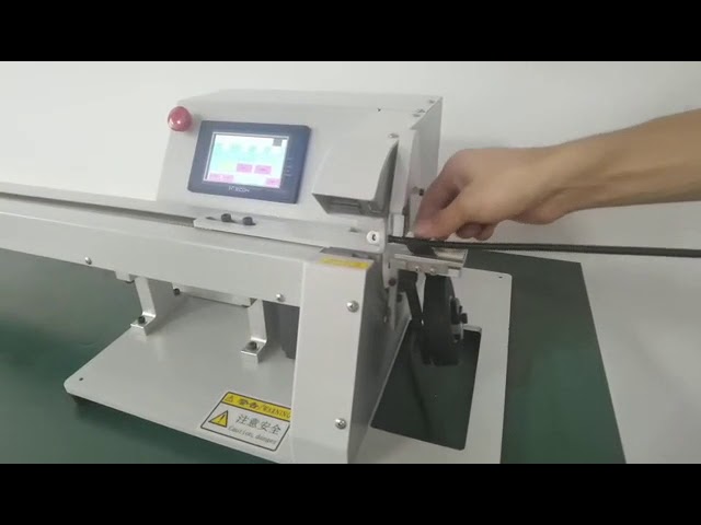 와이어 당김 기능이 있는 테이핑 포장기 WPM 303K