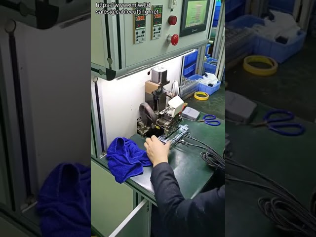 타입C 케이블용 양면 펄스 가열 납땜기 | 저렴한 자동화 장비